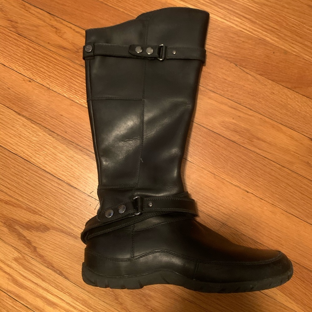 NORTHFACE black leather winter boots